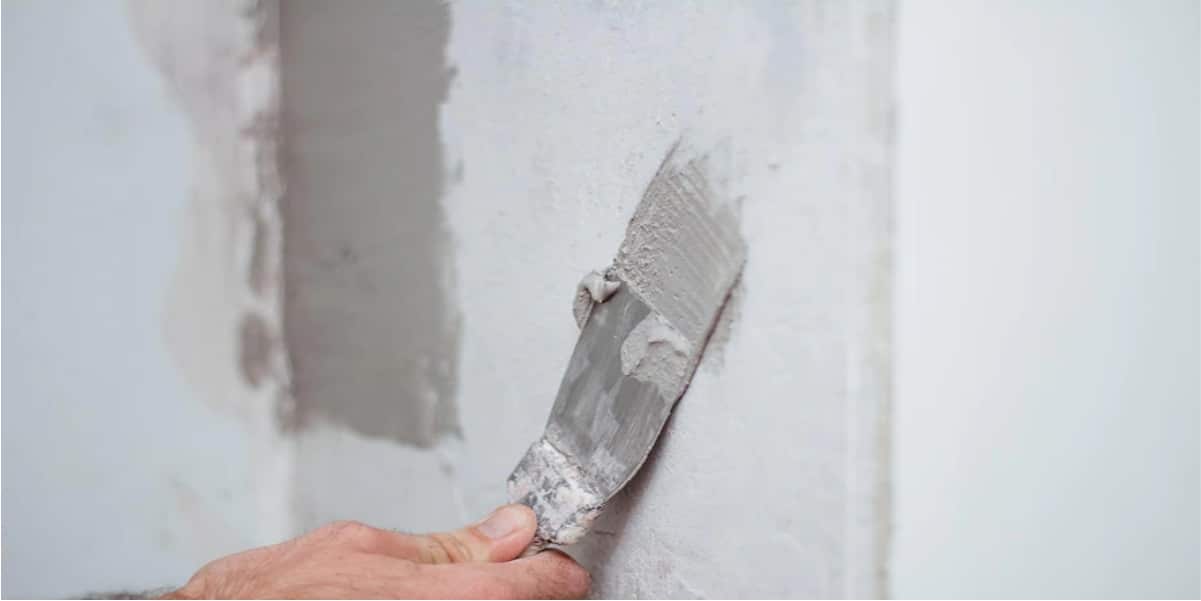 The Many Benefits of Prompt Stucco Crack Repair